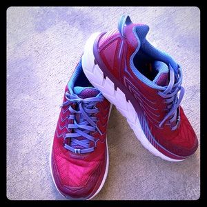 Hoka Clifton 4